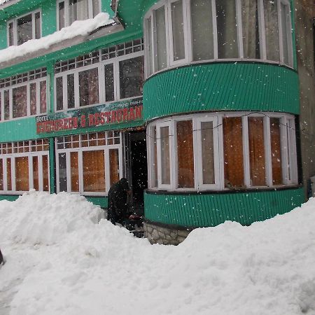 Hotel Evergreen Pahalgam Exterior photo