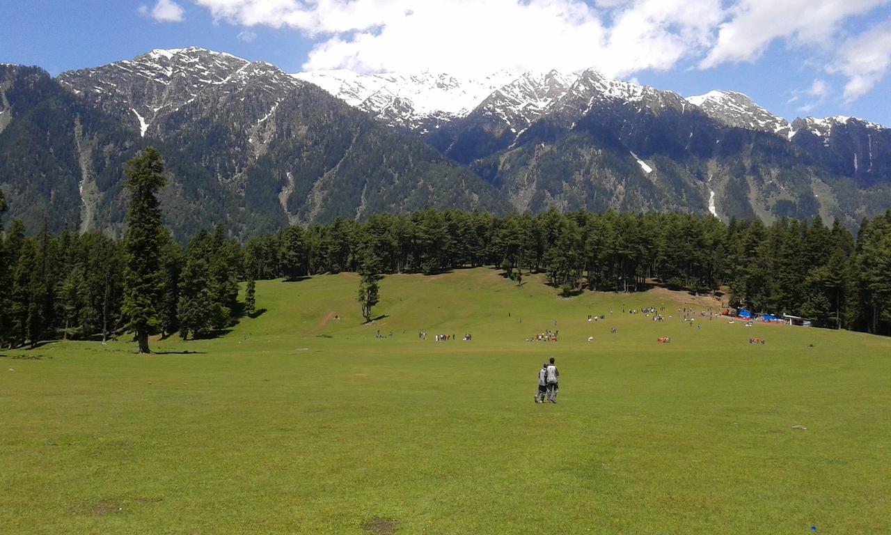 Hotel Evergreen Pahalgam Exterior photo
